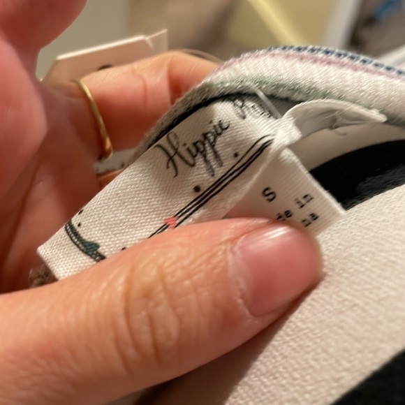 Womens New Hippie & Rose Shirt - Picture 3 of 6